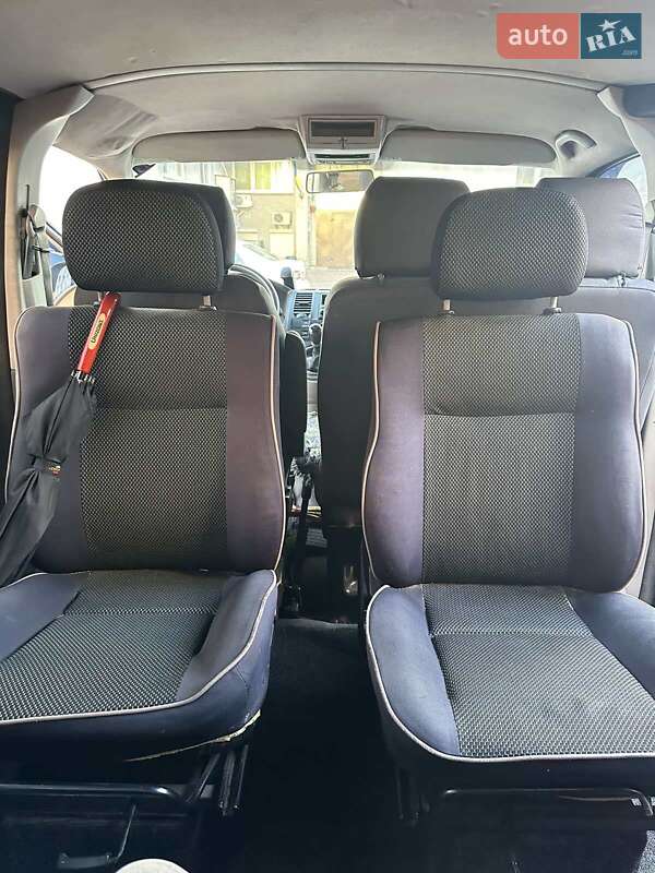 Минивэн Volkswagen Transporter 2004 в Киеве