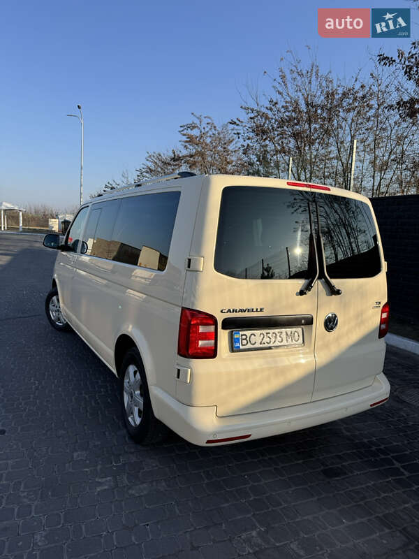 Минивэн Volkswagen Transporter 2016 в Ровно