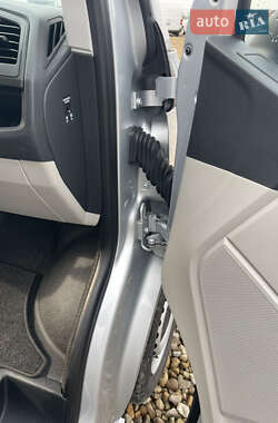 Грузовой фургон Volkswagen Transporter 2019 в 