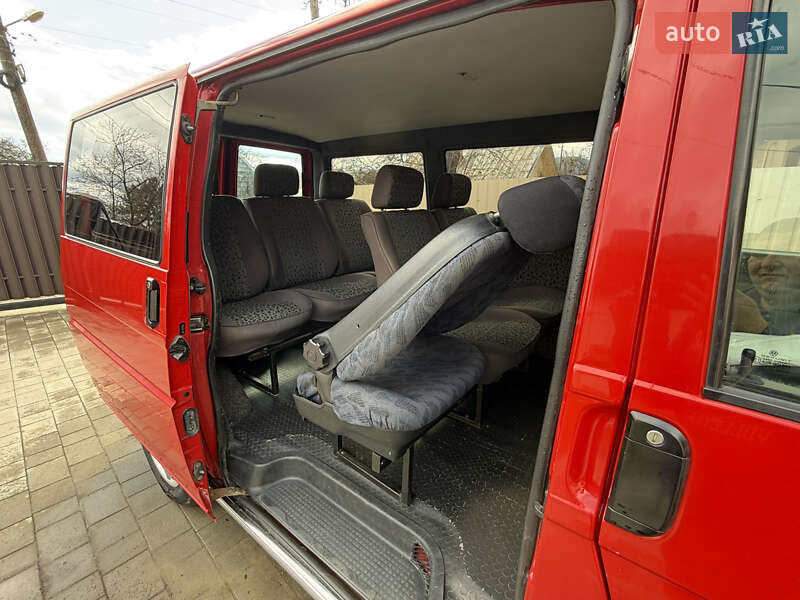 Мінівен Volkswagen Transporter 2003 в Делятині