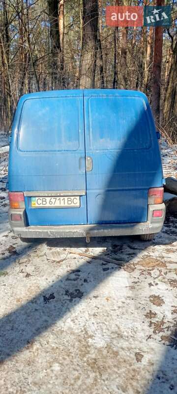 Минивэн Volkswagen Transporter 2000 в Чернигове