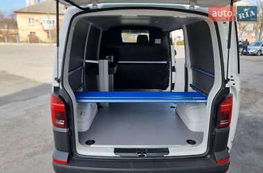 Грузовой фургон Volkswagen Transporter 2020 в 