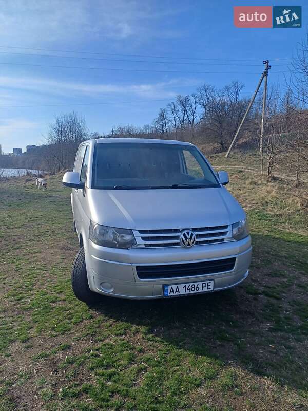 Volkswagen Transporter 2011