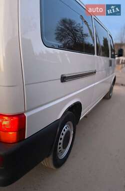 Минивэн Volkswagen Transporter 1999 в 
