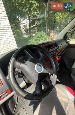Минивэн Volkswagen Transporter 2004 в 