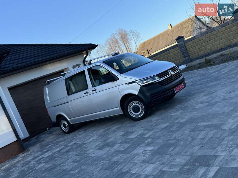 Вантажний фургон Volkswagen Transporter 2020 в Любомлі