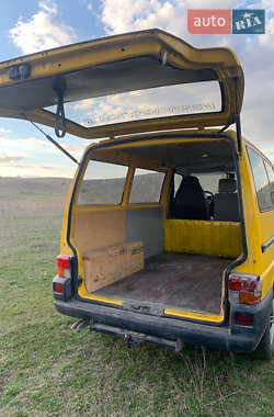 Минивэн Volkswagen Transporter 1998 в 