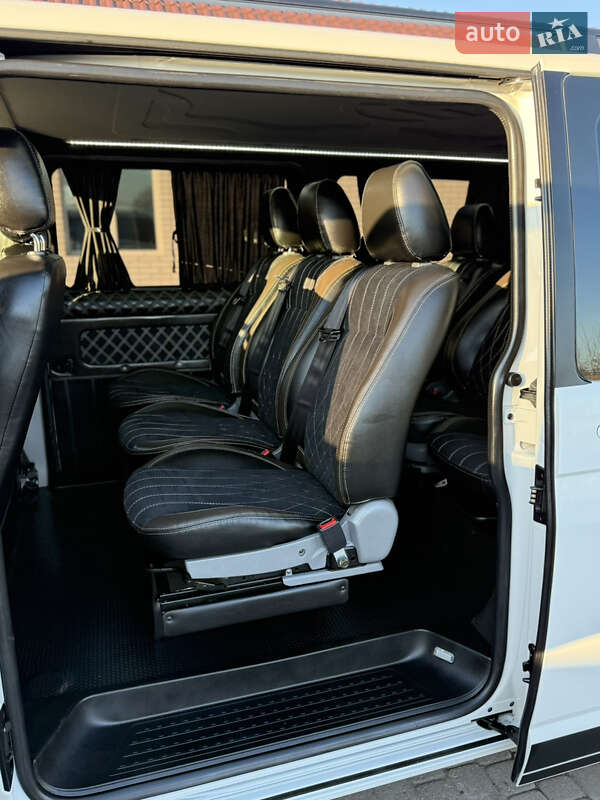 Минивэн Volkswagen Transporter 2018 в Киеве