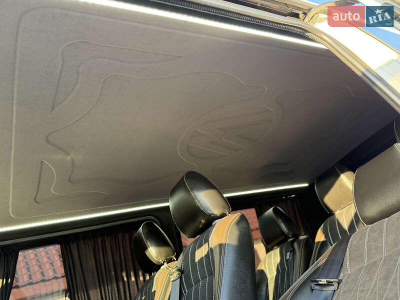 Минивэн Volkswagen Transporter 2018 в Киеве