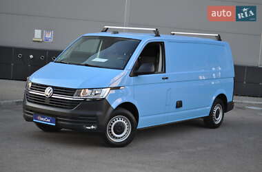 Грузовой фургон Volkswagen Transporter 2021 в 