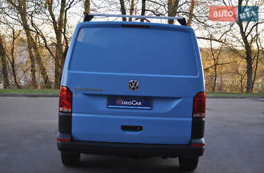 Грузовой фургон Volkswagen Transporter 2021 в 