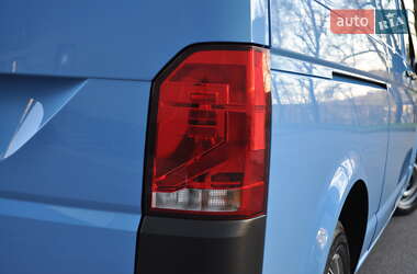 Грузовой фургон Volkswagen Transporter 2021 в 