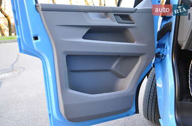 Грузовой фургон Volkswagen Transporter 2021 в 