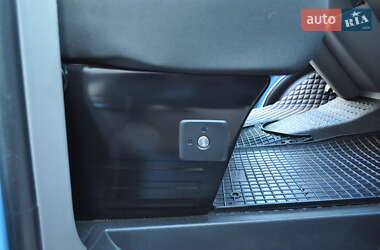 Грузовой фургон Volkswagen Transporter 2021 в 