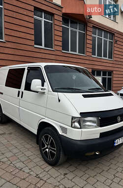 Минивэн Volkswagen Transporter 2000 в 
