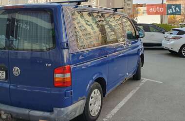 Минивэн Volkswagen Transporter 2005 в 