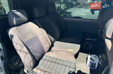 Минивэн Volkswagen Transporter 2001 в 