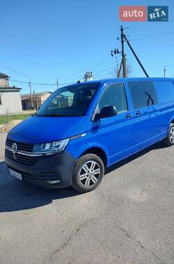 Минивэн Volkswagen Transporter 2019 в 