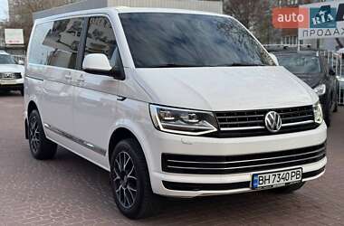 Минивэн Volkswagen Transporter 2015 в 