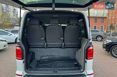 Минивэн Volkswagen Transporter 2015 в 