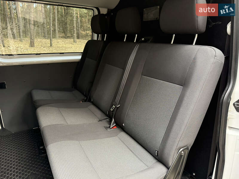 Вантажопасажирський фургон Volkswagen Transporter 2021 в Києві