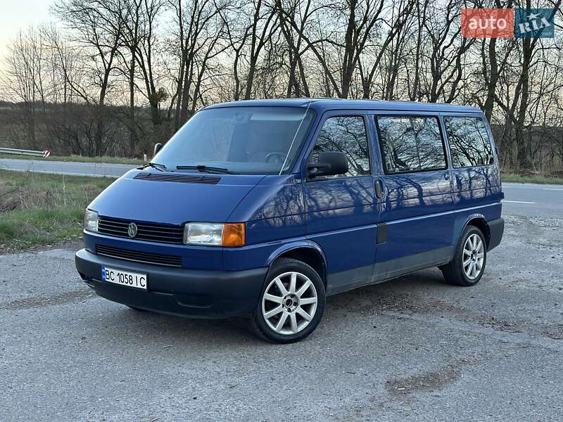 Минивэн Volkswagen Transporter 2000 в 