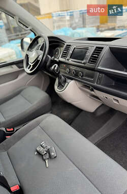 Грузовой фургон Volkswagen Transporter 2017 в 