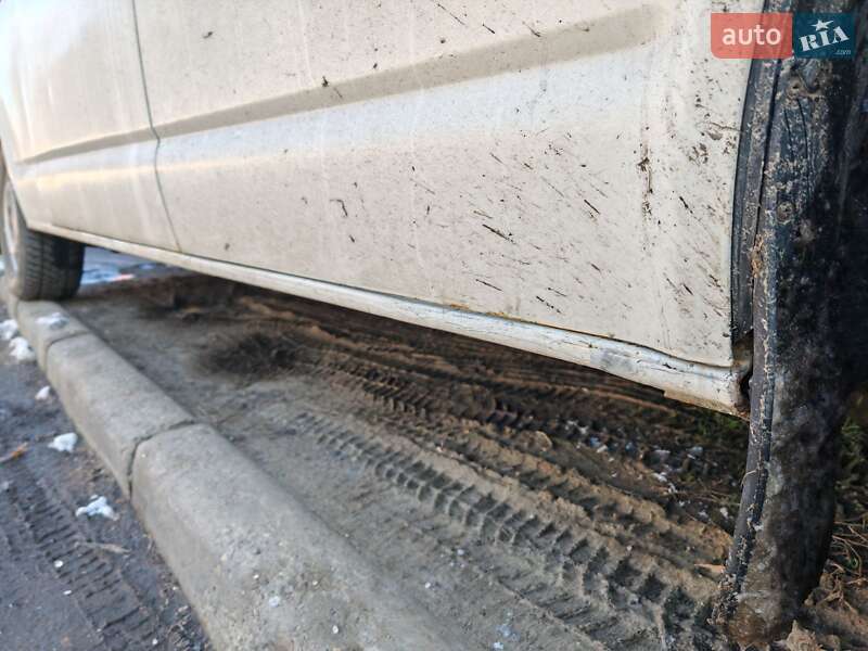 Минивэн Volkswagen Transporter 2007 в Ужгороде