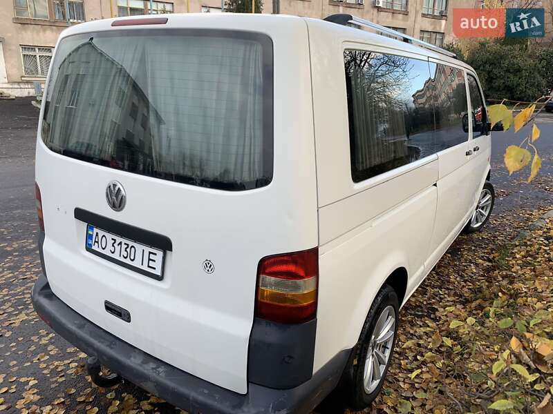 Минивэн Volkswagen Transporter 2007 в Ужгороде