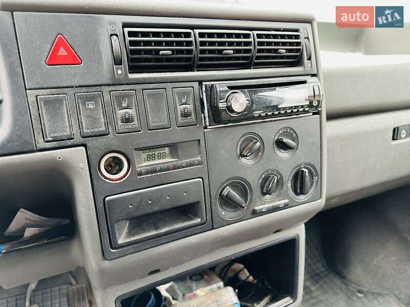 Мінівен Volkswagen Transporter 2002 в Стрию фото 12 Мінівен Volkswagen Transporter 2002 в Стрию