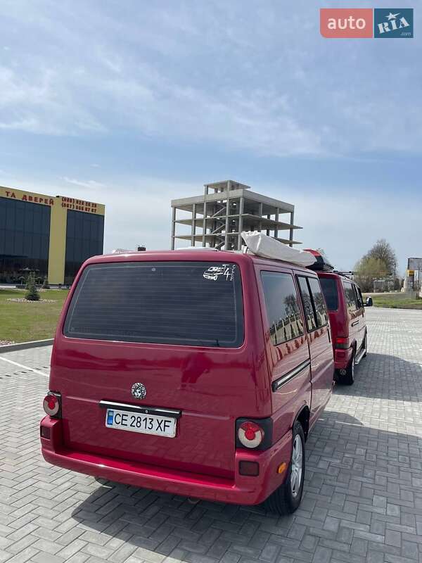 Минивэн Volkswagen Transporter 2000 в Черновцах