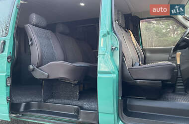 Минивэн Volkswagen Transporter 1998 в 