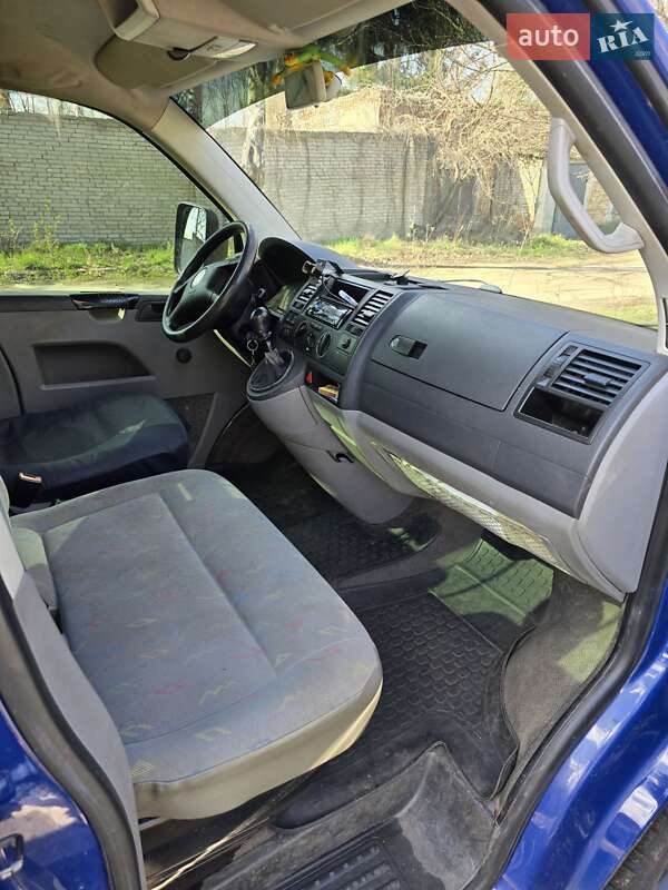 Борт Volkswagen Transporter 2004 в Конотопе