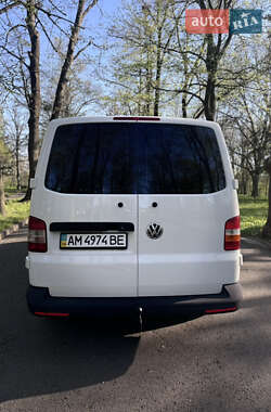 Минивэн Volkswagen Transporter 2014 в 