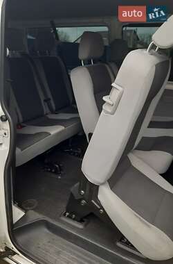Минивэн Volkswagen Transporter 2015 в 