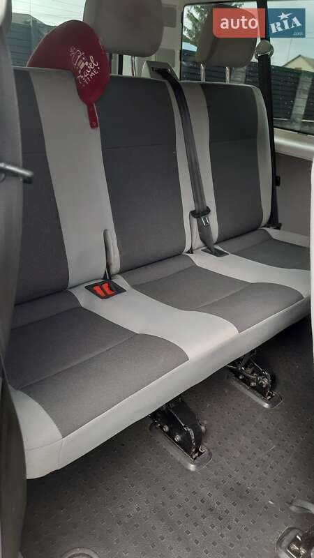 Минивэн Volkswagen Transporter 2015 в Рожище