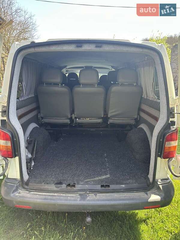 Минивэн Volkswagen Transporter 2006 в Хотине
