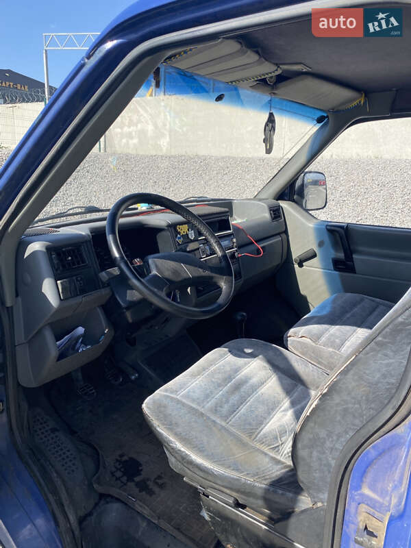Минивэн Volkswagen Transporter 1991 в Софиевской Борщаговке