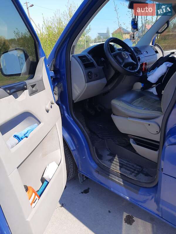 Мінівен Volkswagen Transporter 2003 в Овручі фото 6 Мінівен Volkswagen Transporter 2003 в Овручі