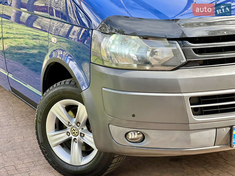 Минивэн Volkswagen Transporter 2012 в Киеве