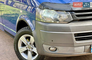 Мінівен Volkswagen Transporter 2012 в 