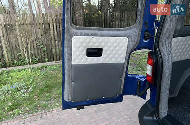 Мінівен Volkswagen Transporter 2012 в 