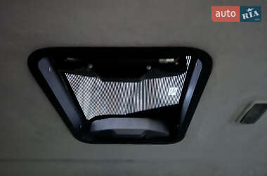 Мінівен Volkswagen Transporter 2012 в 
