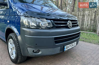 Мінівен Volkswagen Transporter 2012 в 