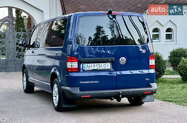 Мінівен Volkswagen Transporter 2012 в 