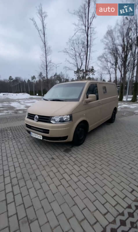 Вантажний фургон Volkswagen Transporter 2006 в Харкові