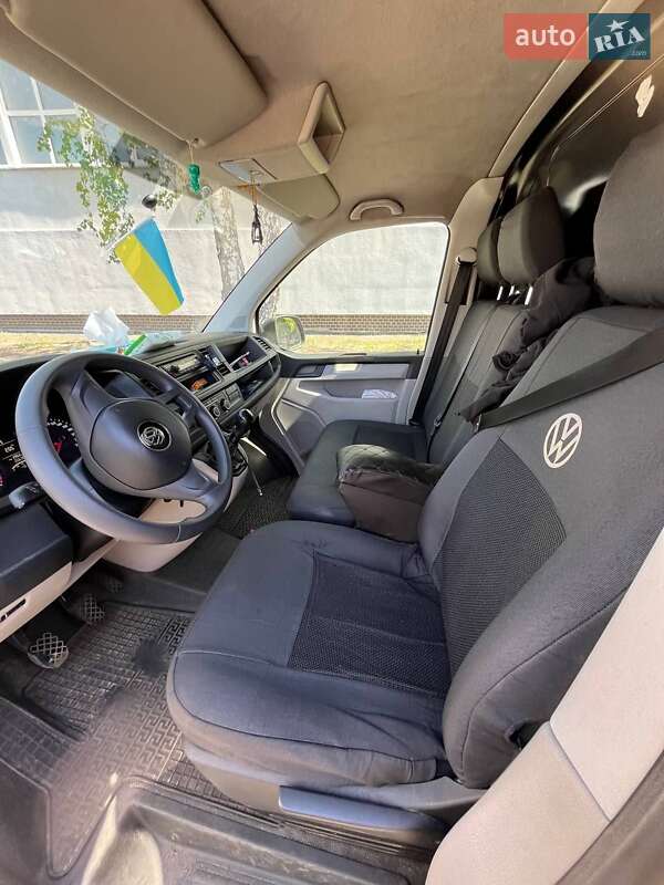 Грузовой фургон Volkswagen Transporter 2018 в Киеве