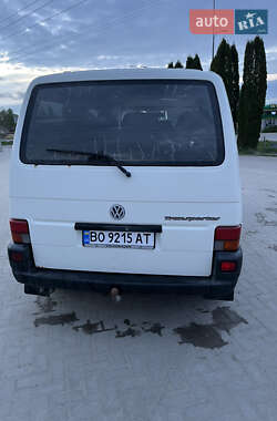 Минивэн Volkswagen Transporter 2000 в 