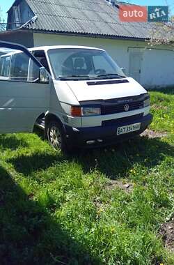 Мінівен Volkswagen Transporter 2000 в 