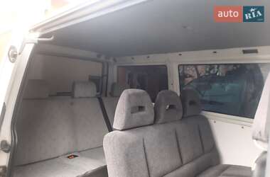 Мінівен Volkswagen Transporter 2002 в 
